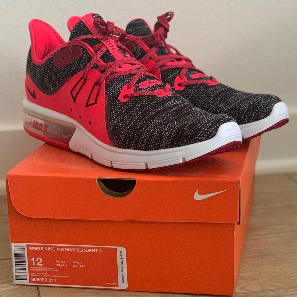 NIB Nike Air Max Sequent 3 - women’s size 12